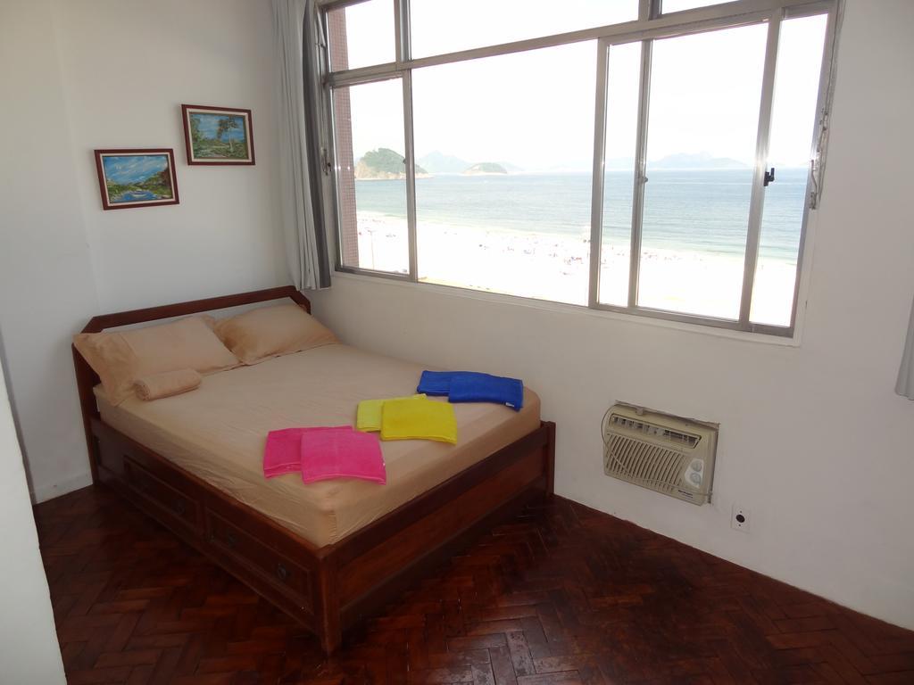 Oceanfront Copacabana Apartment Rio de Janeiro Exterior photo
